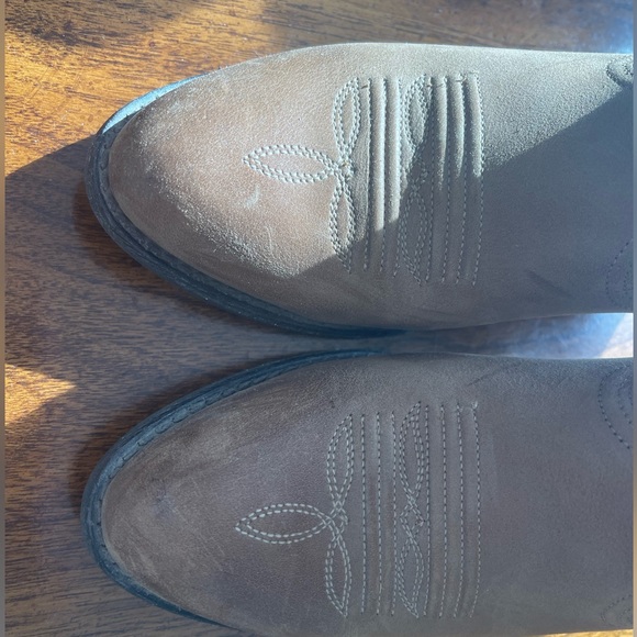 ARIAT Darlin Western Boot 👢 - Picture 8 of 12